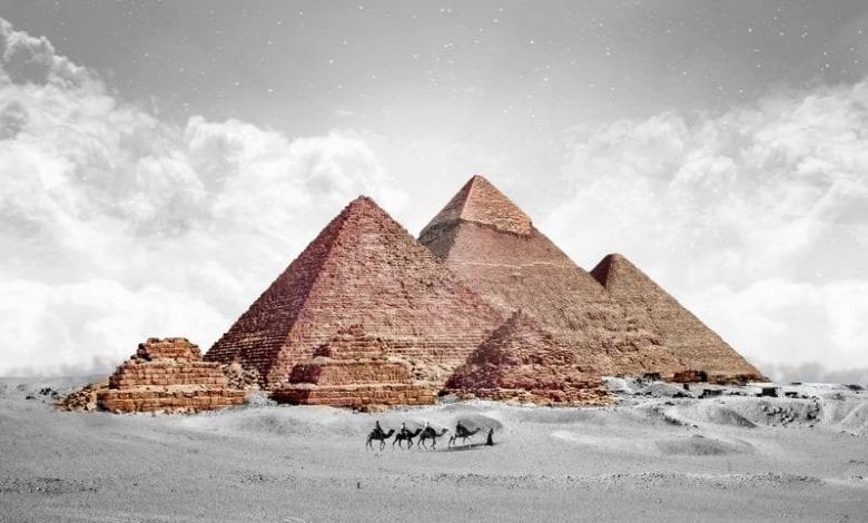 the pyramids of giza