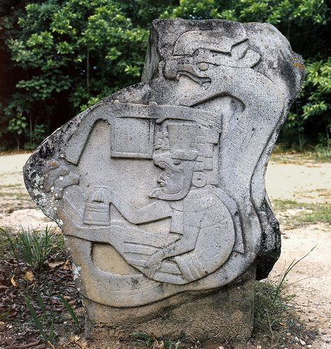 The statue of god Quetzalcoatl at La Venta, once again depicting a deity with the mysterious bag. Credit: Pinterest