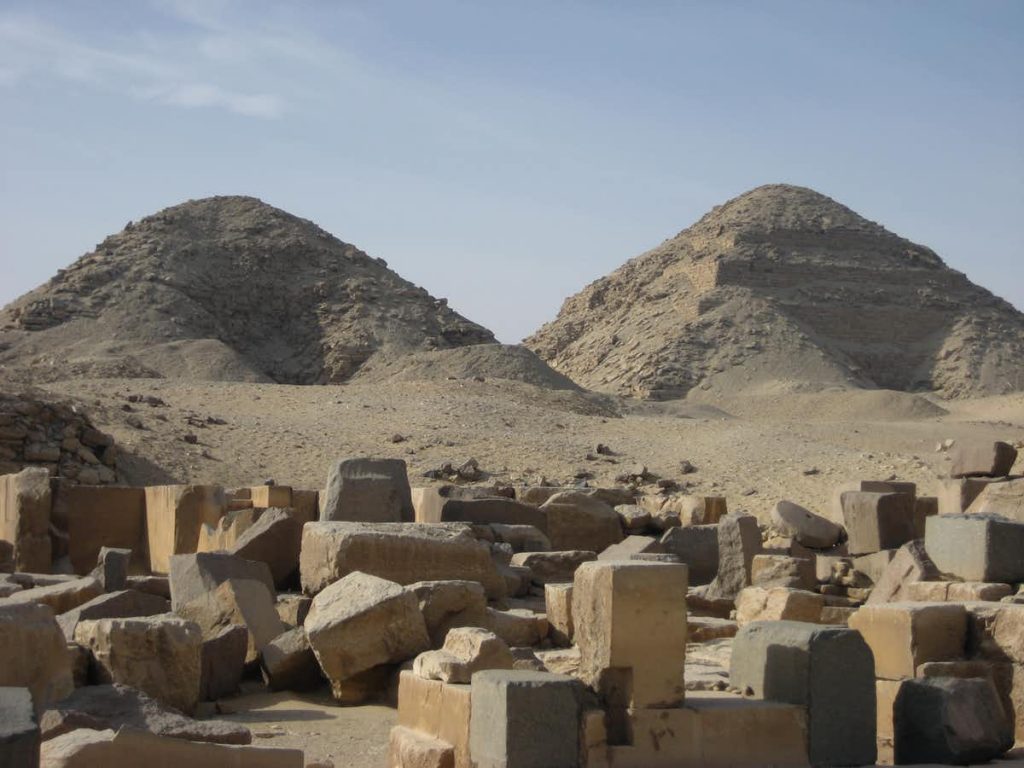 The Abusir pyramids and necropolis remains. Image Credit: Chanel Wheeler / Wikimedia Commons.