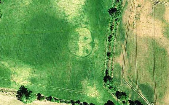 A previously unrecorded ancient site in Ireland, revealed by sever droughts.