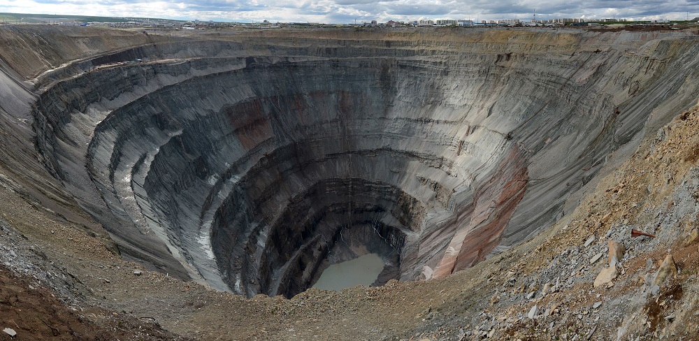 Mir mine. Mirny. The Republic of Sakha (Yakutia). Far Eastern Federal District. Russia. Image Credit: Wikimedia Commons.