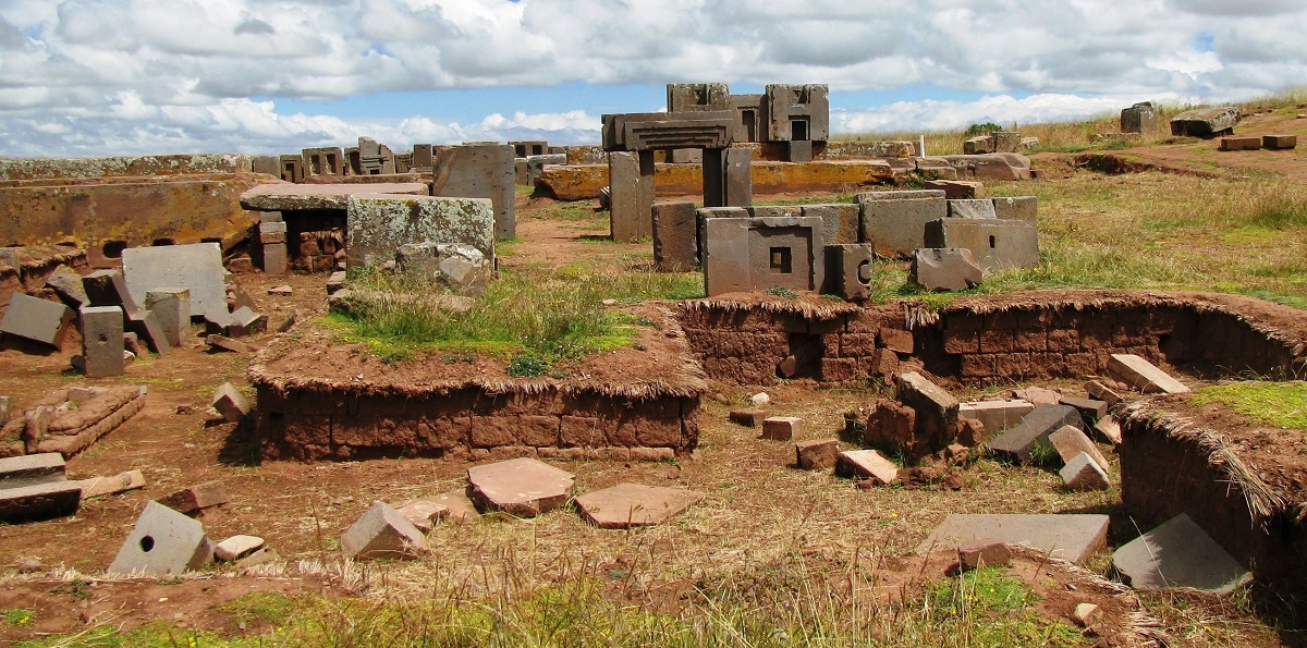 How did the Ancients Move 100 Ton Megaliths at Puma Punku Curiosmos