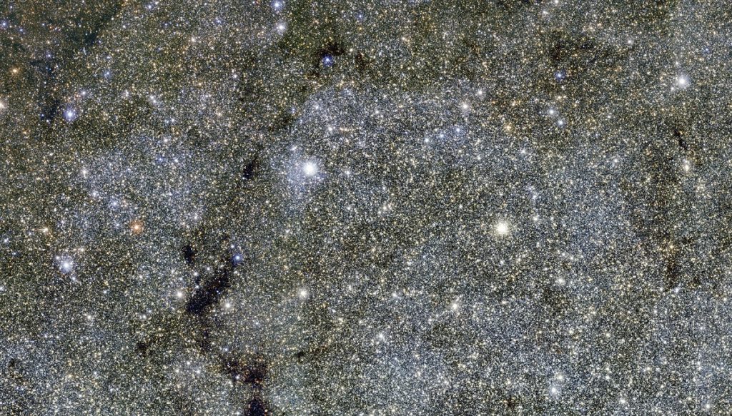 All of the tiny dots you see in this image are stars. Image Credit: ESO.