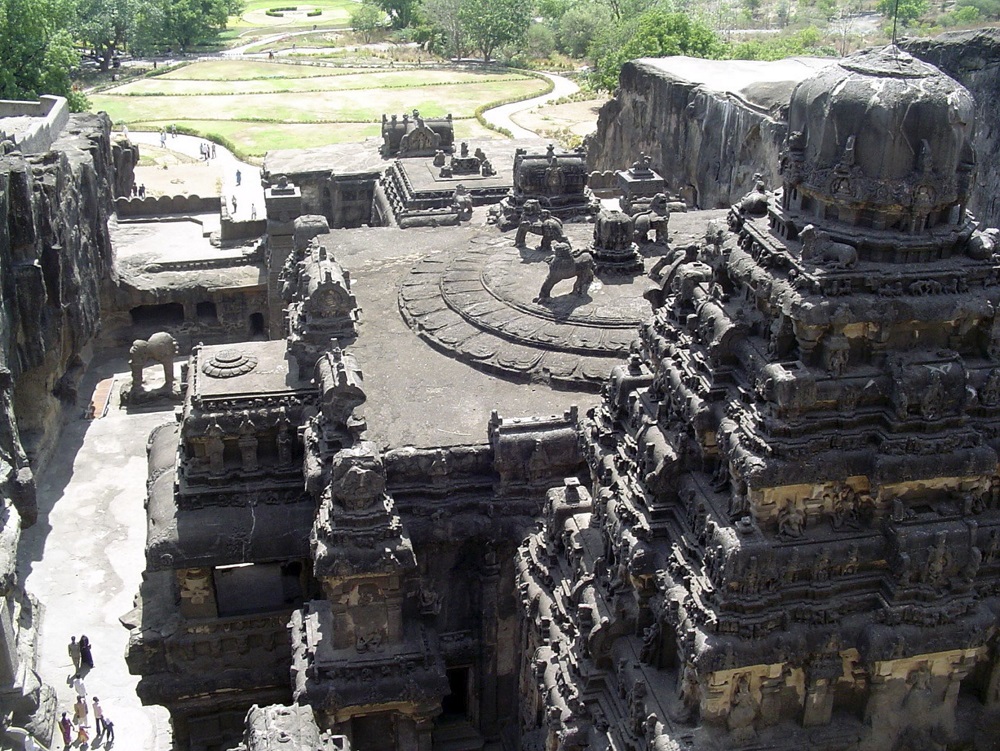 An image of the Kailasha Temple. Image Credit: Wikimedia Commons.