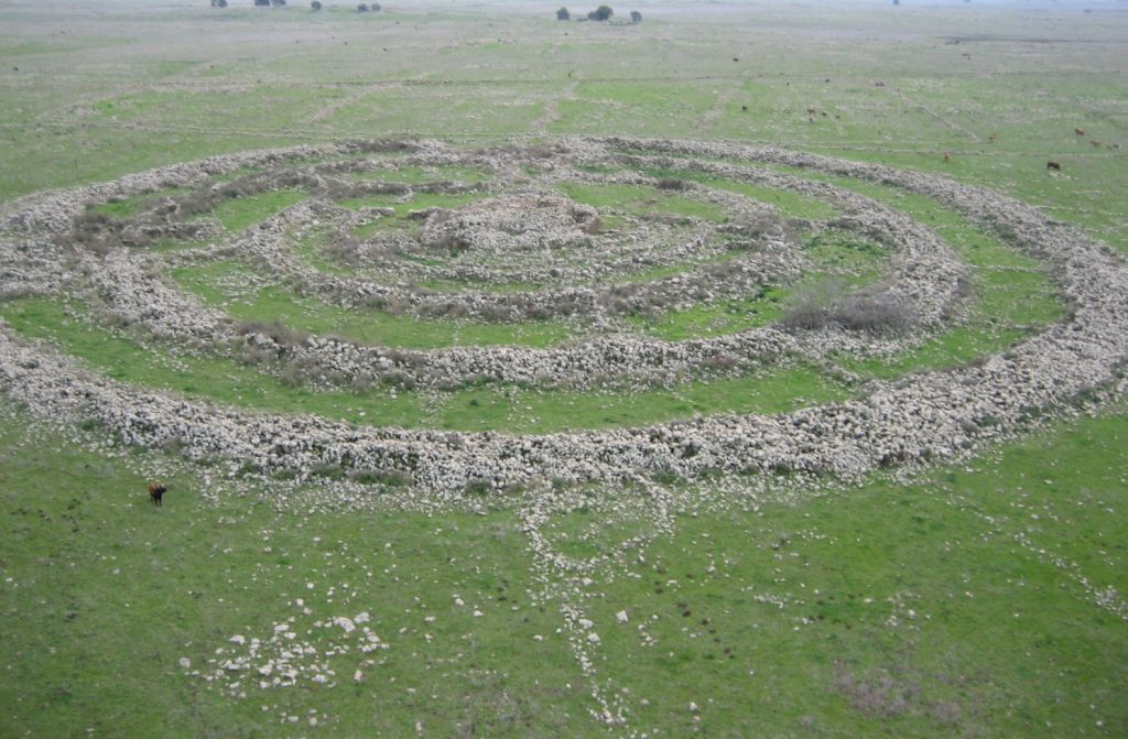 Gilgal Refā'īm is an ancient megalithic monument in the Golan Heights (Early Bronze Age II, 3000–2700 BCE). Image Credit: Wikimedia Commons.