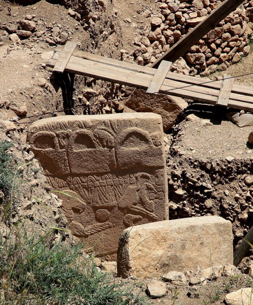 A view at the pillars of Göbekli Tepe.