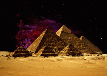Here Are 15 Reasons Why People Believe Aliens Helped Build the Pyramids