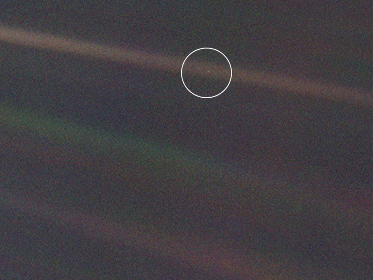 The Pale Blue Dot. Credit: NASA.