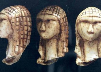 Carved 25,000 Years Ago, This Is the Oldest Realistic Depiction of a Human Face