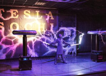 A statue of Nikola Tesla. Depositphotos.