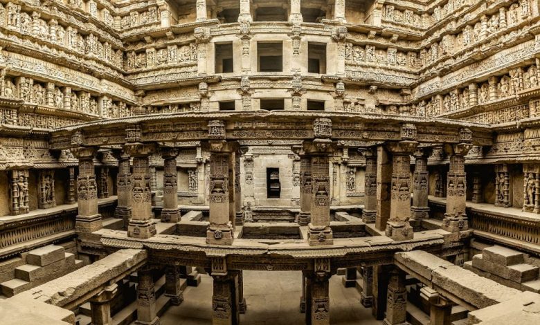 The inside of the stepwell. Image Credit: Wikimedia Commons / CC-BY-SA 4.0.