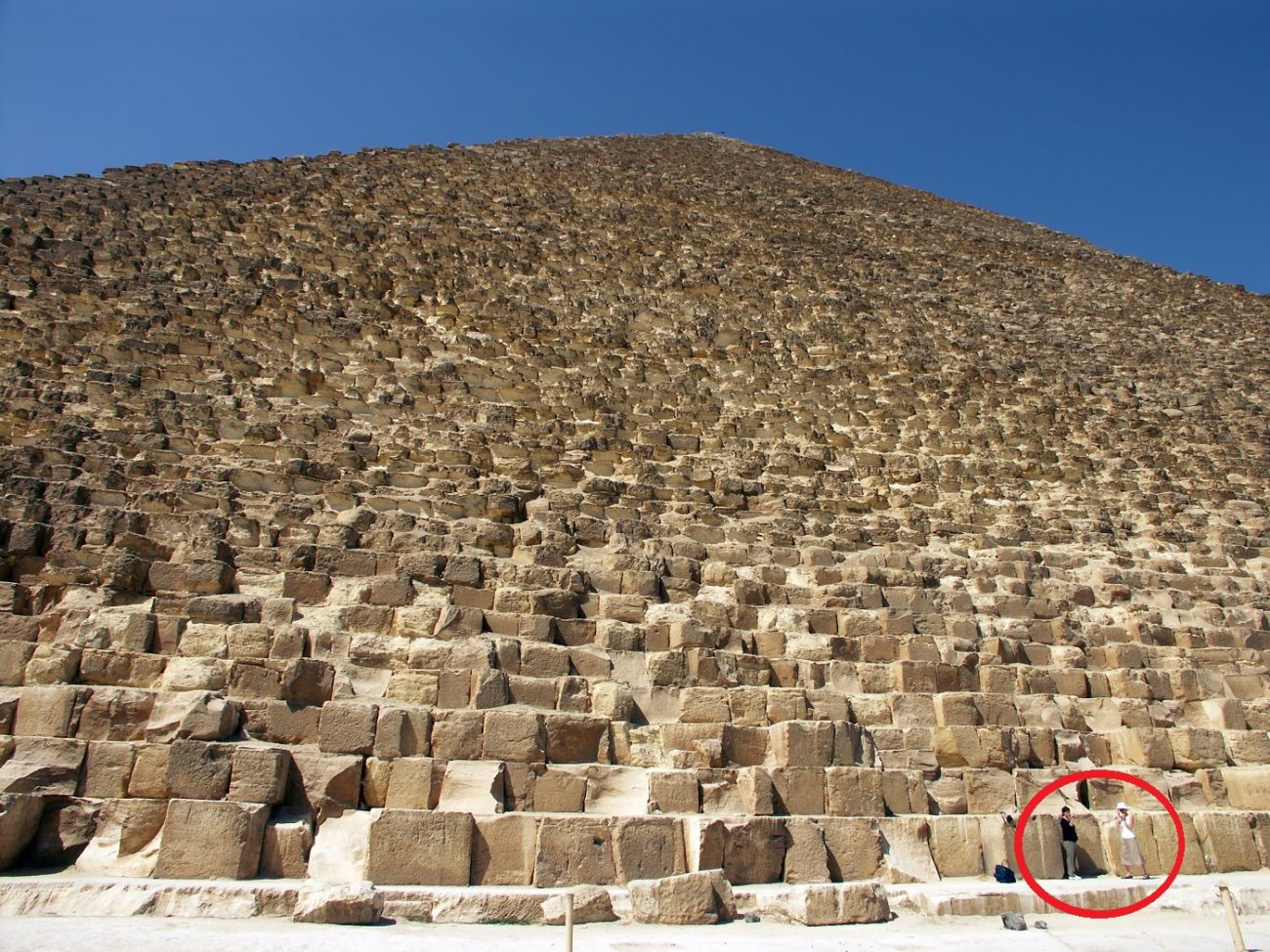 3-baffling-discoveries-that-hint-how-the-great-pyramid-of-giza-was-built-curiosmos