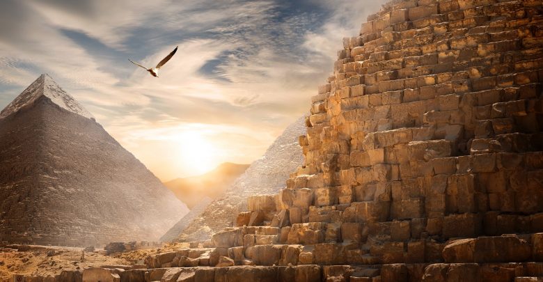 Lost Town Of Pyramid Builders Excavated Near The Great Pyramid Of
