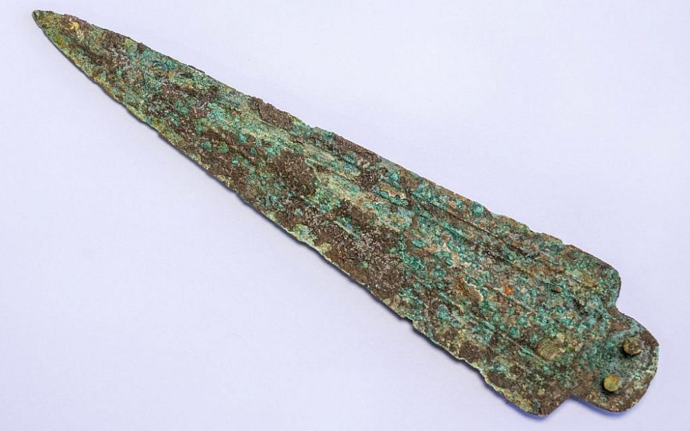 One of the weapons excavated from the ancient city. Image Credit: Yaniv Berman, Israel Antiquities Authority.