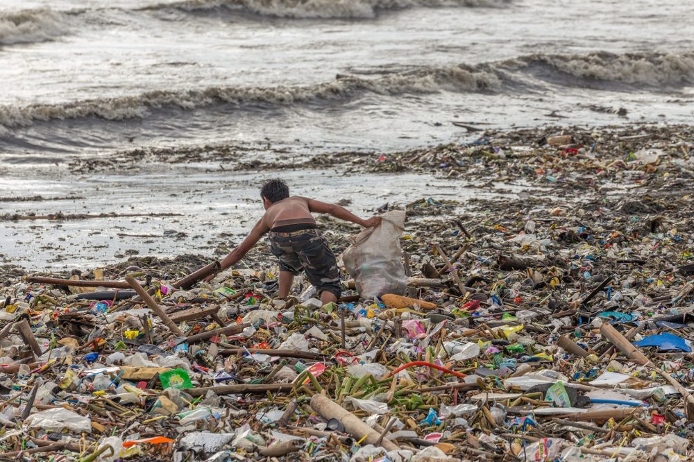 Plastic pollution on the beach. Shutterstock.