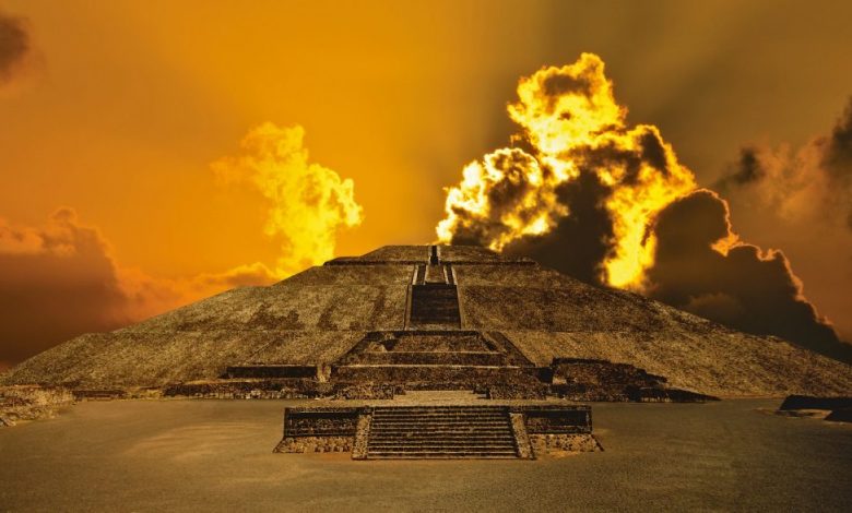 A view of a pyramid of Teotihuacan at sunset. Shutterstock