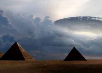 Artists rendering of a UFO over the Pyramids at Giza. Shutterstock.