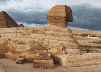 Panorama View of the Great Sphinx. Shutterstock.
