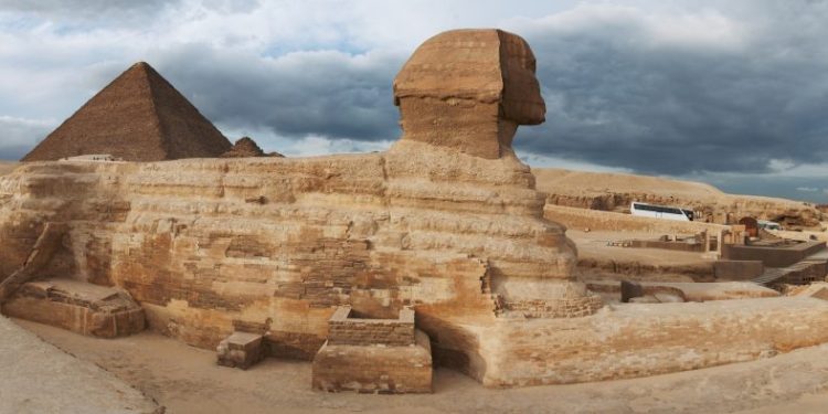 Panorama View of the Great Sphinx. Shutterstock.