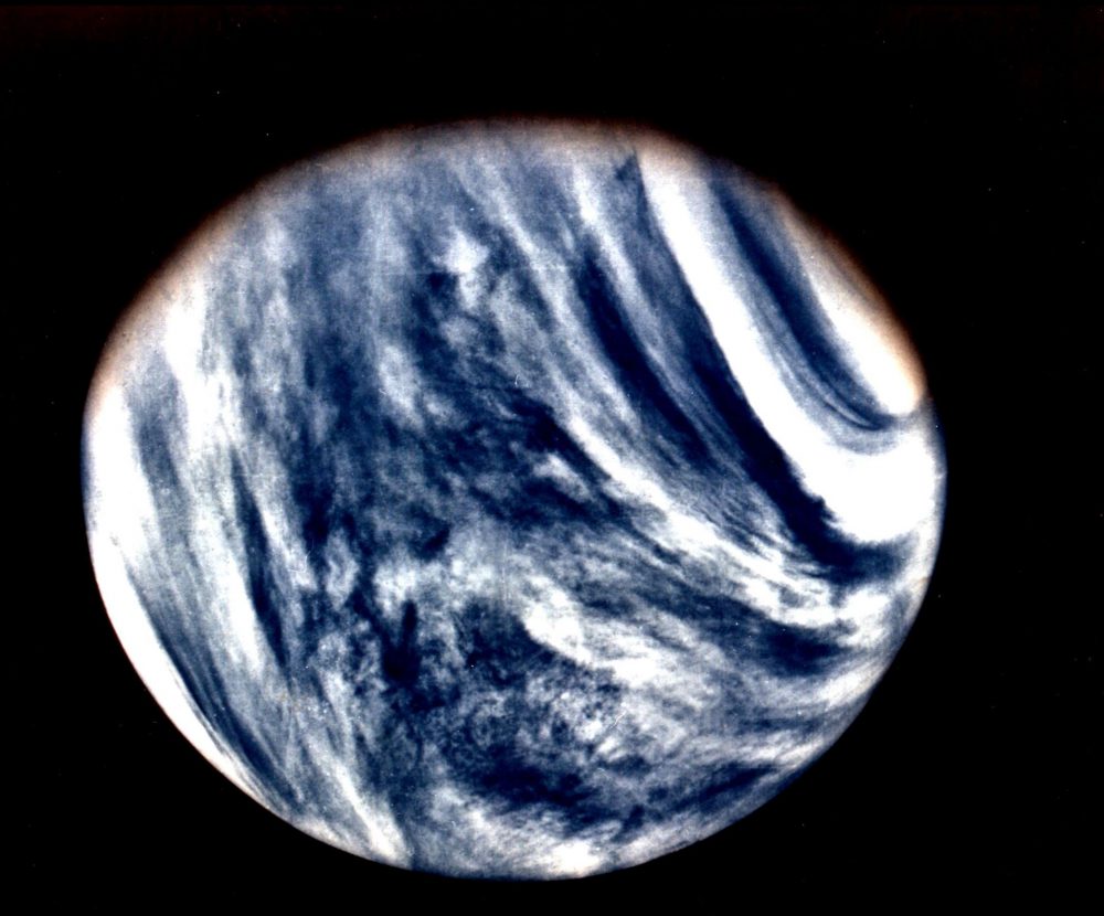 Venus Was Habitable Long Enough For Life to Develop on Its Surface ...