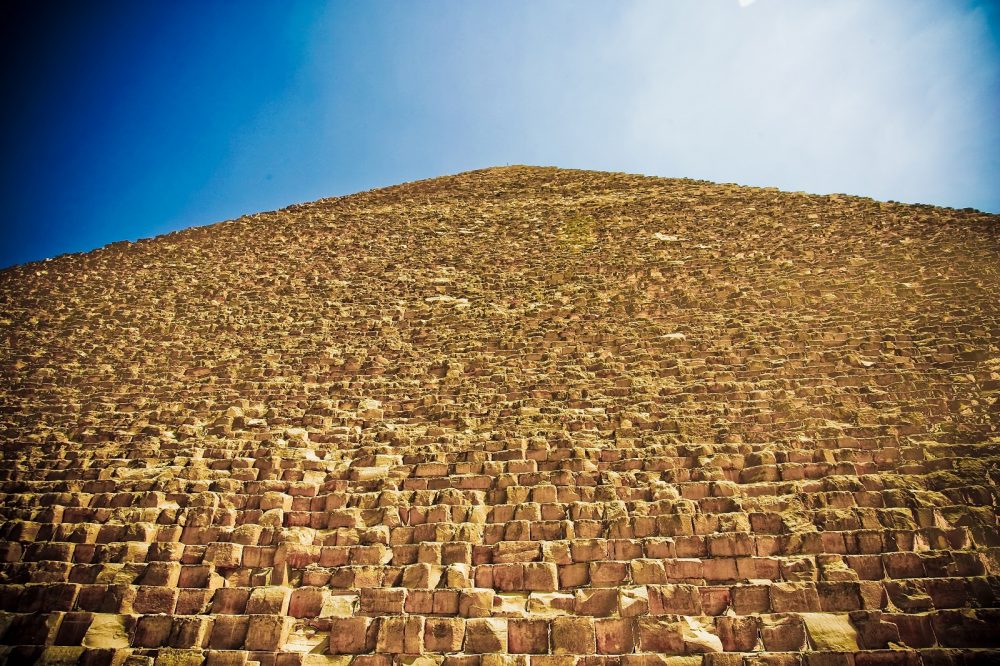 The Great Pyramid of Giza remained the tallest pyramid on the Earth for more than 3,800 years. Shutterstock.