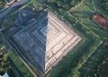 Aerial view of the largest pyramid at Teotihuacan, the Pyramid of the Sun. Shutterstock.
