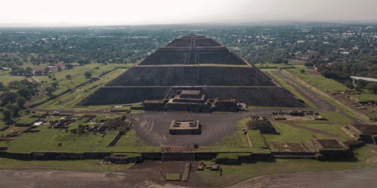 An aerial view of the pyramid at Teotihuacan. Shutterstock.