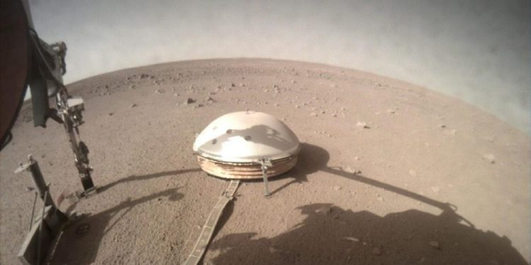 View of NASA's InSight lander on Mars. Image Credit: NASA.