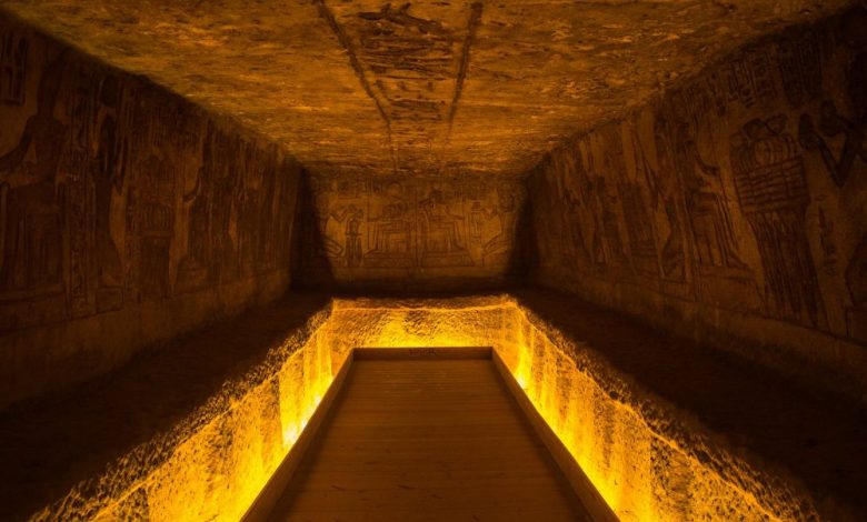 The interior of an ancient Egyptian temple. Shutterstock.