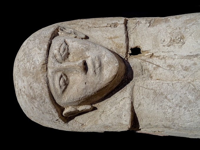 An image showing part of the ancient sarcophagus. Image Credit: CSIC.