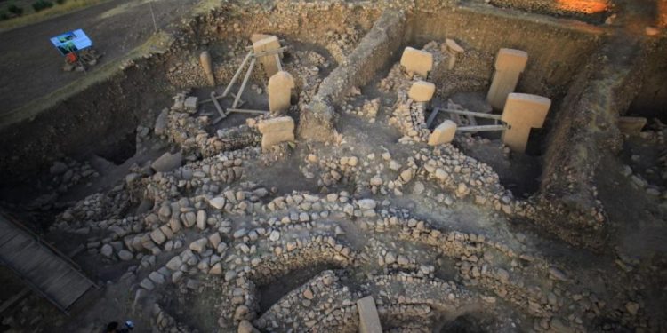 An aerial / overhead view of the stone circles at Göbekli Tepe taken in 2013. Image Credit: DAI, Göbekli Tepe Project.