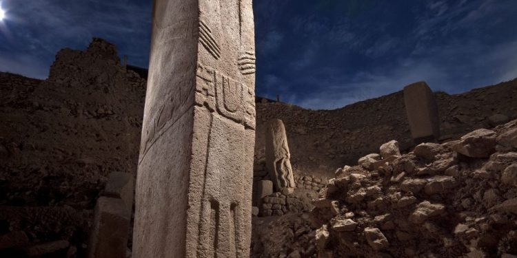 One of the many ancient pillars of Göbekli Tepe. Image Credit: Pinterest.