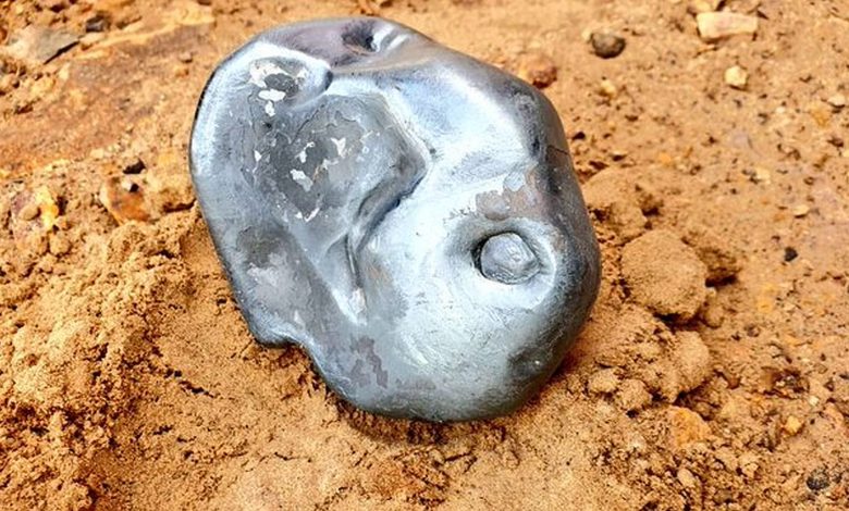 An image of the bright,. metallic meteorite that crashed in India. Image Credit: Twitter.