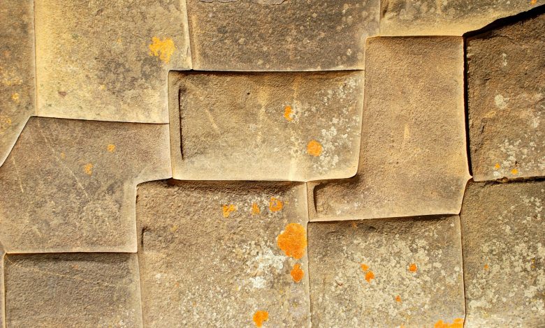 An example of Inca masonry. Jumpstory.