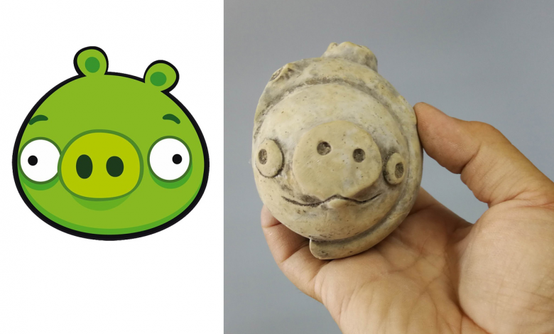 An image showing the recently discovered figurine and the character from the popular game angry birds. Image Credit: Twitter.