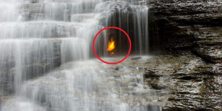 A close-up of the gas-lit flame below Eternal Flame Falls in Chestnut Ridge Park, Orchard Park, NY. Image Credit: Wikimedia Commons.