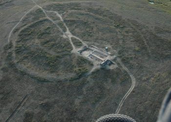 An aerial view of the ancient ruins of Arkaim. Image Credit: Wikimedia Commons.
