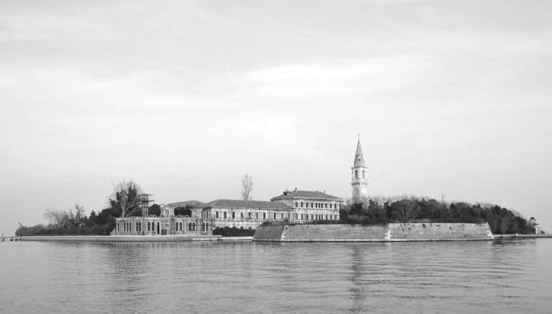 Front view of Poveglia.