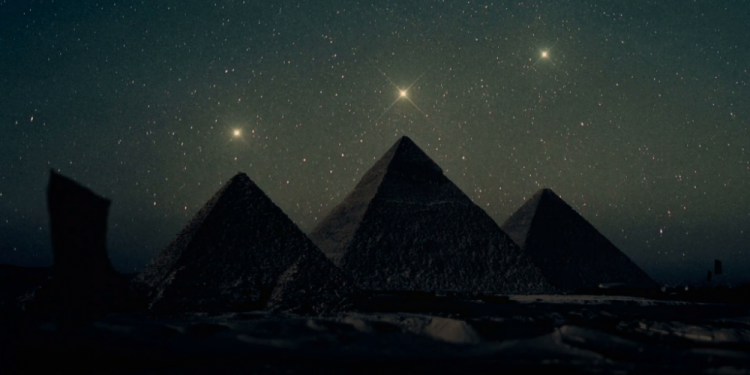 An artist's Illustration of the pyramids aligning to the stars.