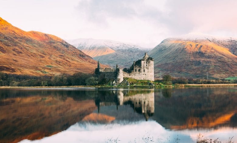 Kilchurn Castle, Scotland. Unsplash.