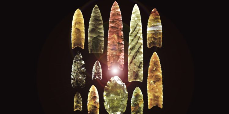 A compilation of several Clovis points found across North America. Source: Bradshaw Foundation