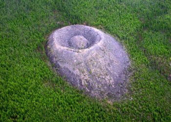 The Patomskiy Crater is yet another of the countless mysterious locations in Siberia.