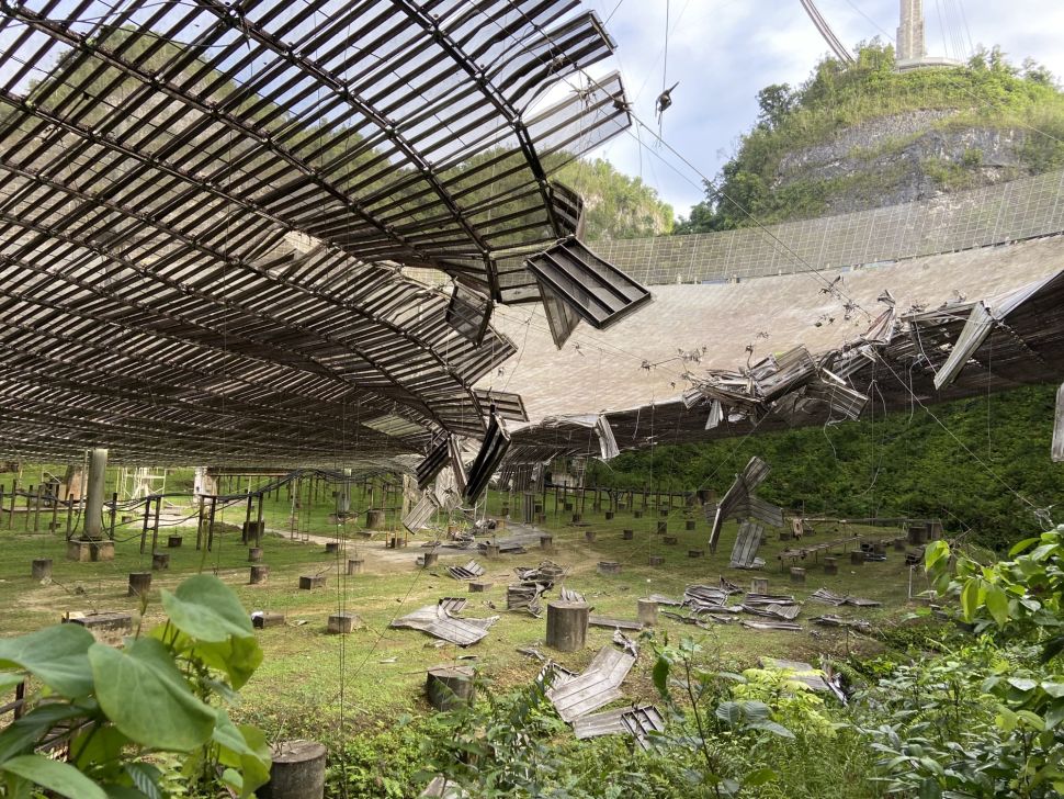 Damage at the Arecibo SETI telescope after the first cable bust in August. Credit: University of Central Florida