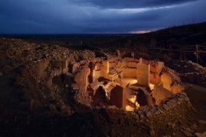 Gobekli Tepe is, by far, the oldest temple in the world and apparently, it is connected to a massive comet impact from around 13,000 years ago.