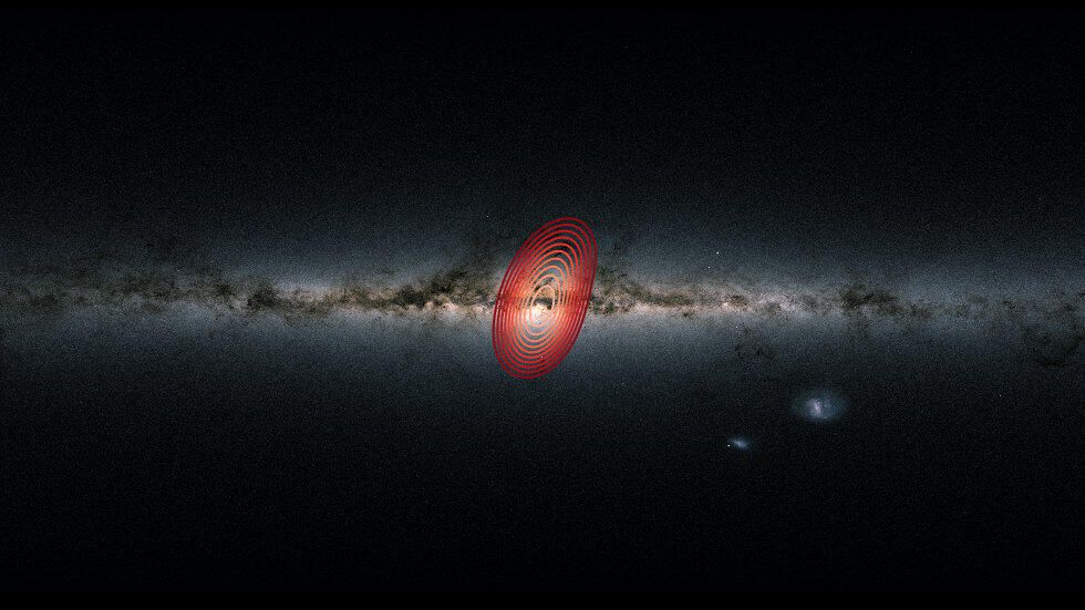 This is how the Milky Way looks from Earth. The middle section circled in red is where the fossil galaxy Hercules is located. Credit: Danny Horta-Darrington (Liverpool John Moores University), ESA/Gaia, and the SDSS