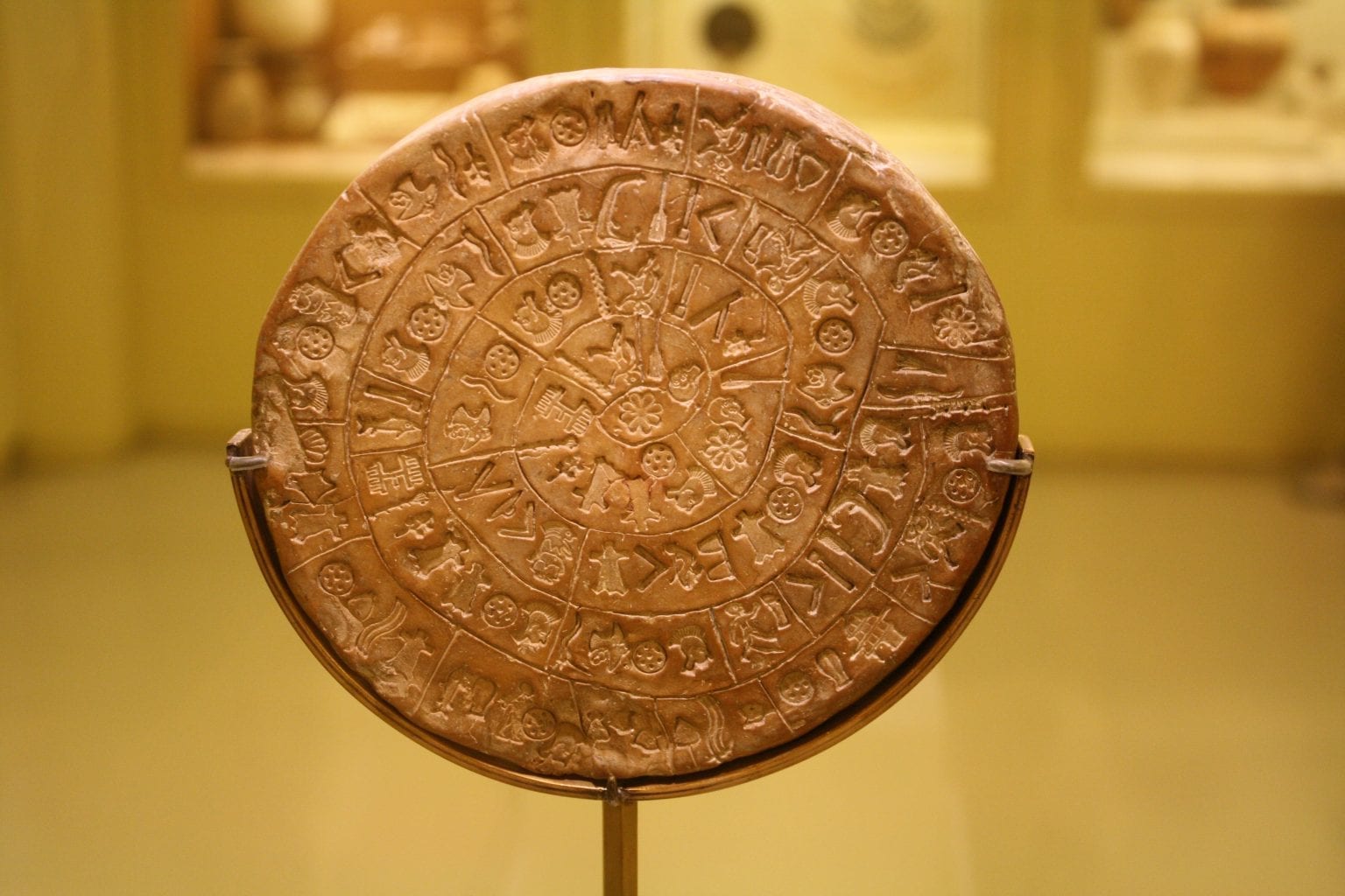 Side A of the famous Phaistos Disc. Credit: Ancient.eu