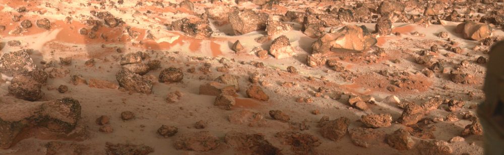 Another high-resolution image of the surface of Mars. Credit: NASA/JPL Image Processing: E. Vandencbulek