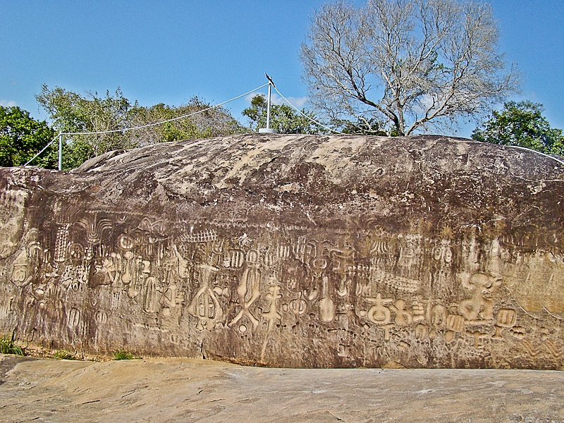 You can see how densely engraved Pedra do Inga is and how many various themes it covers. Credit: Wikimedia Commons