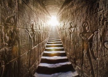 Inside the Temple of Horus at Edfu. Are there any doubts that ancient Egyptian writing is not the most magnificent hieroglyphic script? Credit: Ancient Origins