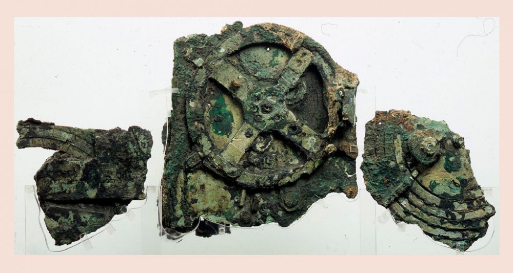 Fragments from the Antikythera Mechanism. Fragment C on the left is the one in question in this discovery. Credit: CACM